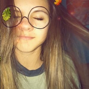 Meet your Posher, Carly